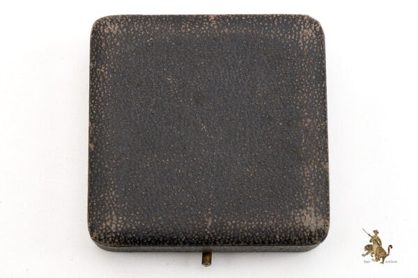 Gold Wound Badge Case - LDO - Image 5