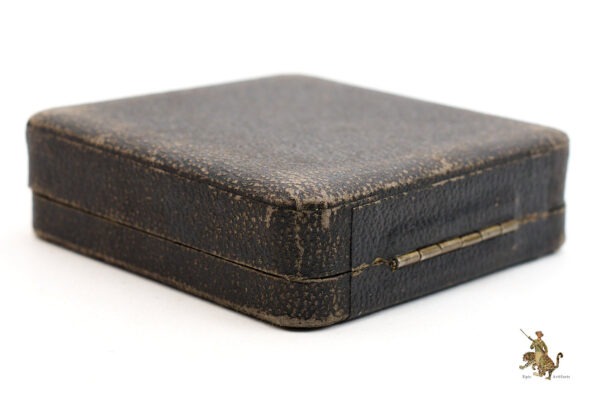 Gold Wound Badge Case - LDO - Image 8