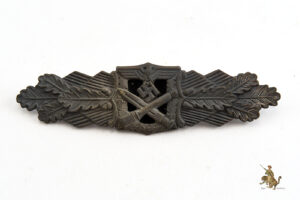 Close Combat Clasp in Silver - Deschler
