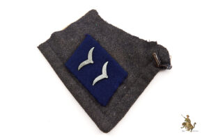 Luftwaffe Gefreiter Medical Collar Tab Cut-Off