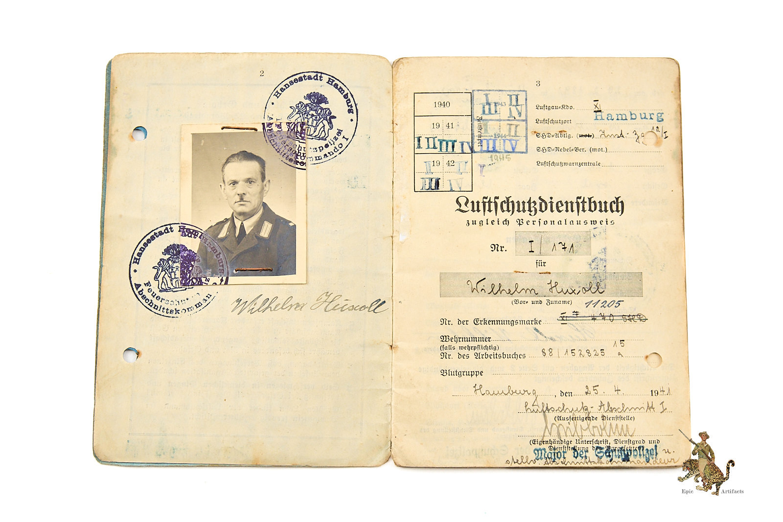 Luftschutz Dienstbuch - Air Raid Protection Service Book - Image 3