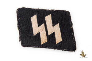 SS Runes Tunic Removed Collar Tab - BeVo