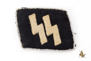 ﻿﻿﻿SS Rune Collar Tab - Raised