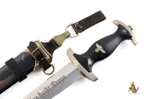 M33 SS Dagger Boker with Vertical Hanger - Numbered